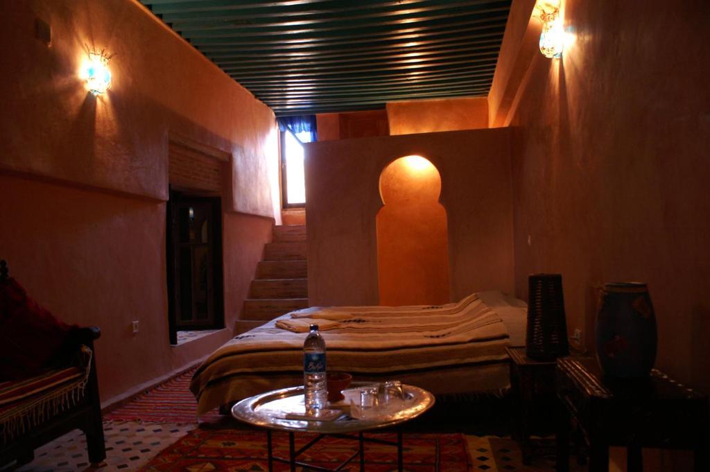 Riad Felloussia Meknès Quarto foto